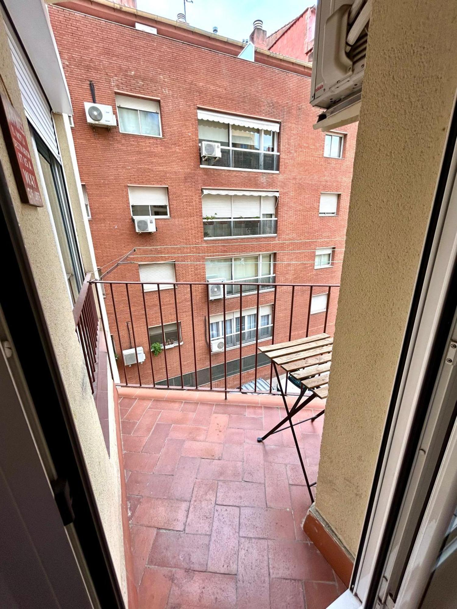 Apartment Carrer D'Olesa برشلونة المظهر الخارجي الصورة